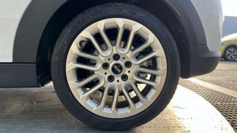 MINI Hatchback 5dr 1.5 C Exclusive 5dr Auto