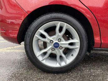 Ford B-MAX 1.6 Titanium X 5dr Powershift