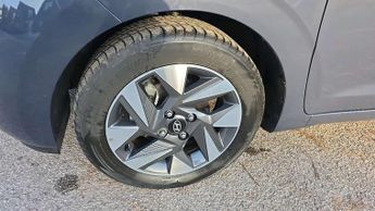 Hyundai i10 1.0 Advance 5dr Auto