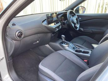 Nissan Juke 1.6 Hybrid N-Connecta 5dr Auto