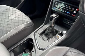 Volkswagen Tiguan 2.0 TDI R-Line 5dr DSG