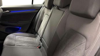 Volkswagen Golf 1.5 eTSI 150 Style 5dr DSG