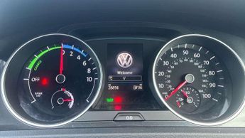 Volkswagen e-Golf 99kW e-Golf 35kWh 5dr Auto