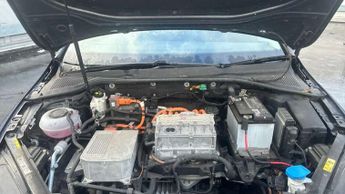 Volkswagen e-Golf 99kW e-Golf 35kWh 5dr Auto