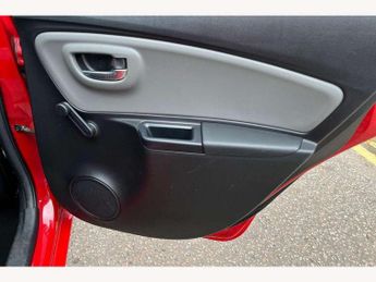 Toyota Yaris 1.5 Hybrid Icon Tech 5dr CVT