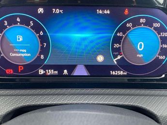Volkswagen Golf 1.5 eTSI 150 R-Line 5dr DSG