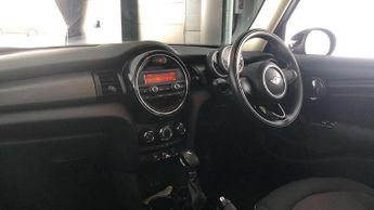 MINI Hatchback 5dr 1.5 Cooper 5dr Auto