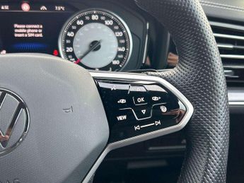 Volkswagen Touareg 3.0 V6 TDI 4Motion R-Line 5dr Tip Auto