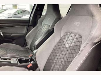 Volkswagen Golf 1.5 eTSI 150 R-Line 5dr DSG