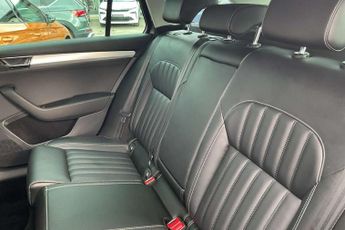 Skoda Superb Estate 1.4 TSI iV SE Technology DSG 5dr