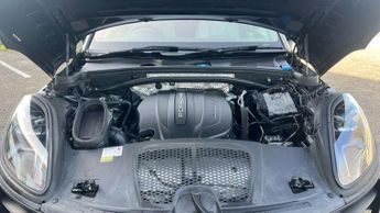 Porsche Macan 5dr PDK