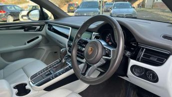 Porsche Macan 5dr PDK