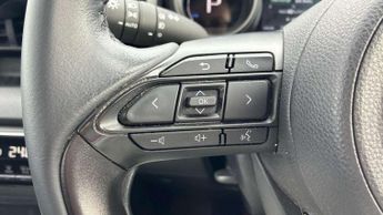 Toyota Yaris 1.5 Hybrid Design 5dr CVT