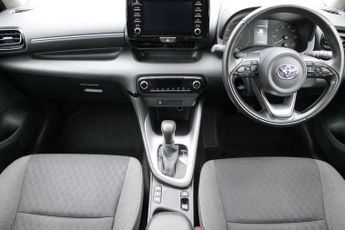 Toyota Yaris 1.5 Hybrid Icon 5dr CVT
