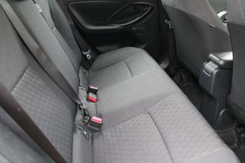 Toyota Yaris 1.5 Hybrid Icon 5dr CVT