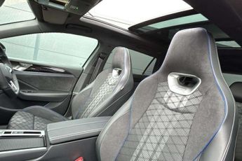 Volkswagen Passat 1.5 TSI eHybrid 272 R-Line 5dr DSG