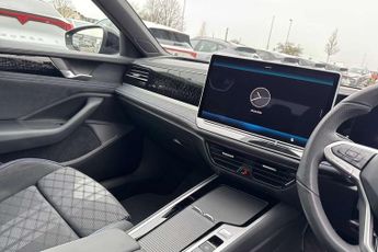 Volkswagen Passat Estate 1.5 TSI eHybrid 272 R-Line 5dr DSG