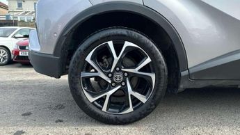 Toyota C-HR 1.8 Hybrid Design 5dr CVT
