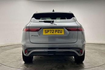 Jaguar F-Pace 2.0 D200 R-Dynamic Black 5dr Auto AWD