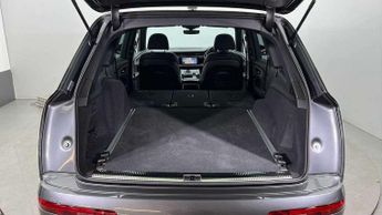 Audi Q7 3.0 TFSI e Quattro 394 S Line 5dr Tiptronic