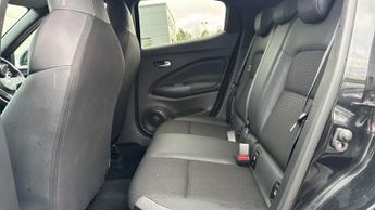 Nissan Juke 1.0 DiG-T N-Connecta 5dr DCT