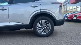 Nissan Qashqai 1.3 DiG-T MH 158 Acenta Premium 5dr Xtronic