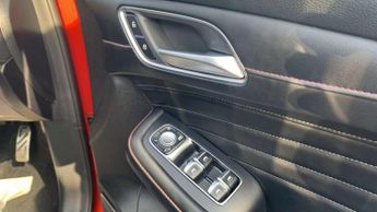 MG HS 1.5 T-GDI Trophy 5dr DCT