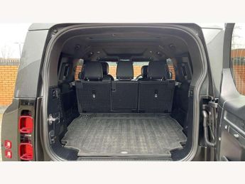 Land Rover Defender 3.0 D300 Outbound 130 5dr Auto