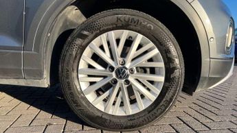 Volkswagen T-Roc 1.5 TSI Life 5dr DSG