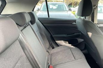 Volkswagen Golf 1.5 eTSI 150 Life 5dr DSG