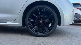 Toyota Corolla 2.0 VVT-i Hybrid GR Sport 5dr CVT