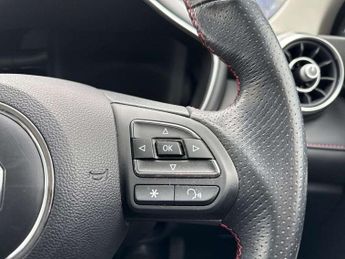 MG HS 1.5 T-GDI Excite 5dr DCT