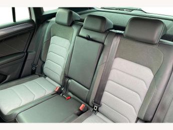 Volkswagen Tiguan 2.0 TDi 150 4Motion R-Line Tech 5dr DSG