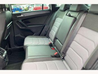 Volkswagen Tiguan 2.0 TDi 150 4Motion R-Line Tech 5dr DSG