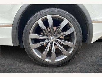 Volkswagen Tiguan 2.0 TDi 150 4Motion R-Line Tech 5dr DSG