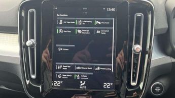 Volvo XC40 1.5 T3 [163] Momentum 5dr Geartronic