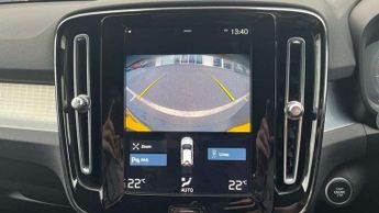 Volvo XC40 1.5 T3 [163] Momentum 5dr Geartronic