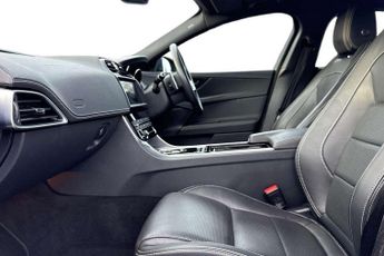 Jaguar XE 2.0 Ingenium R-Sport 4dr Auto
