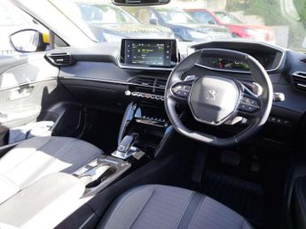 Peugeot 208 1.2 PureTech 130 Allure 5dr EAT8