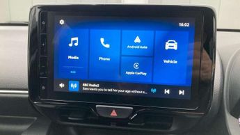 Toyota Yaris 1.5 Hybrid Design 5dr CVT