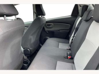 Toyota Yaris 1.5 Hybrid Icon Tech 5dr CVT