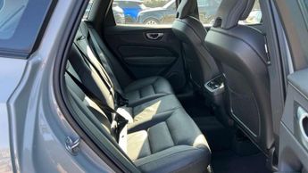 Volvo XC60 2.0 B5P Plus Dark 5dr AWD Geartronic