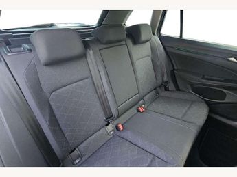 Volkswagen Golf Estate 1.0 eTSI Life 5dr DSG