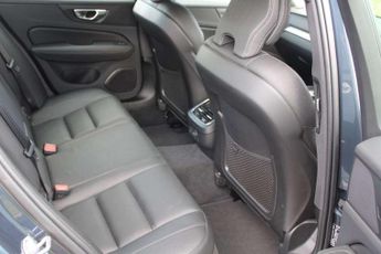 Volvo S60 2.0 B5P Plus Dark 4dr AWD Auto