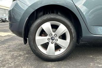 Skoda Fabia 1.0 TSI 110 SE 5dr DSG