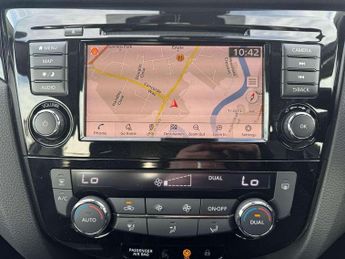 Nissan Qashqai 1.3 DiG-T 160 [157] Acenta Premium 5dr DCT