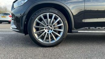 Mercedes-Benz GLC GLC 300d 4Matic AMG Line Premium 5dr 9G-Tronic