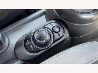 MINI Hatchback 1.5 Cooper Sport 3dr Auto