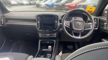 Volvo XC40 Recharge 1.5 T5 Recharge PHEV Ultimate Dark 5dr Auto
