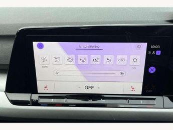 Volkswagen Golf 1.5 eTSI 150 Life 5dr DSG